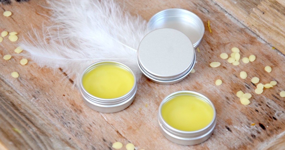 Salbe gegen rissige und raue Haut Naturkosmetik-Rezepte für den Winter