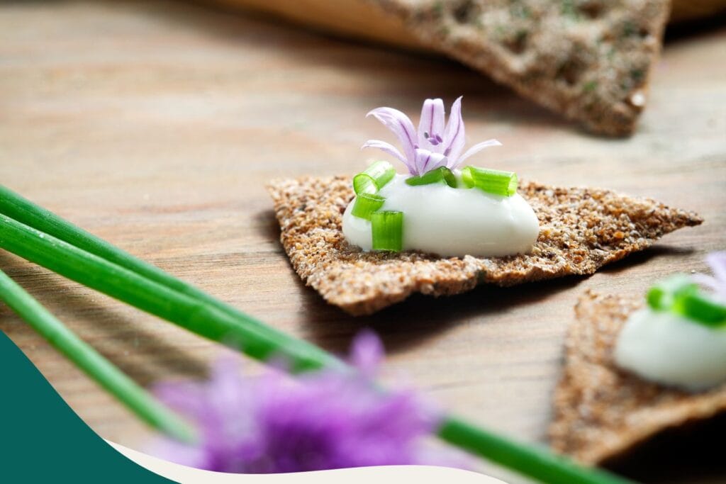 Schnittlauch am Brot