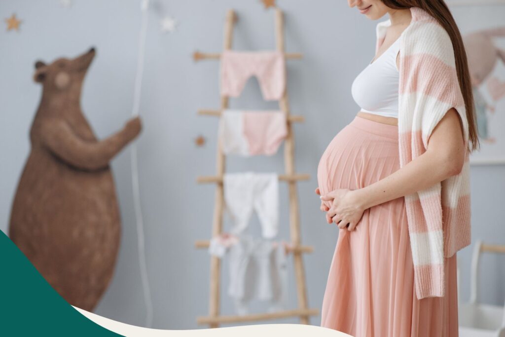 Das selbstgemachte Schwangerschaftsöl ist auch eine tolle Geschenkidee für werdende Mamas